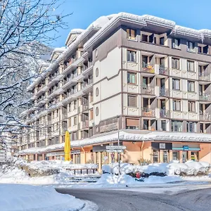 Pierre & Le Chamois Blanc Apart-hotel