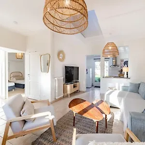  Hébergement de vacances Maison Des Embruns - 2 Et Jardin Clos France
